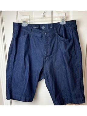 St. John's Bay Dark Wash Denim Bermuda Shorts SZ 16W Stretch